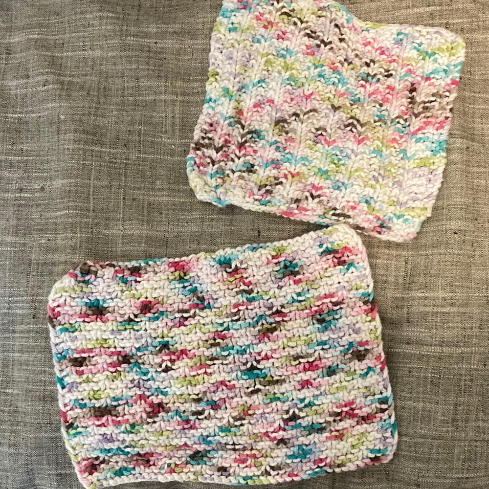 NWOT Hand knit multi color cotton washcloth